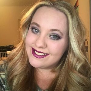 Meet your Posher, Kassandra